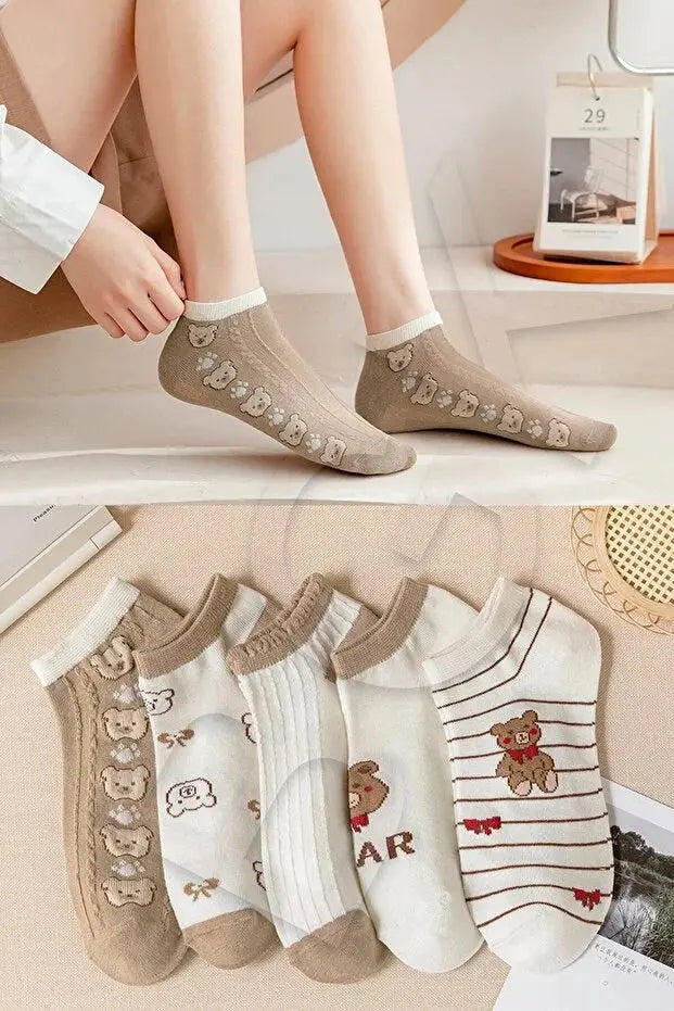 5 Pair Patterned Women Short Socks Soft Comfortable Daily Use – Bold & Fun Statement Socks Gold Penelope