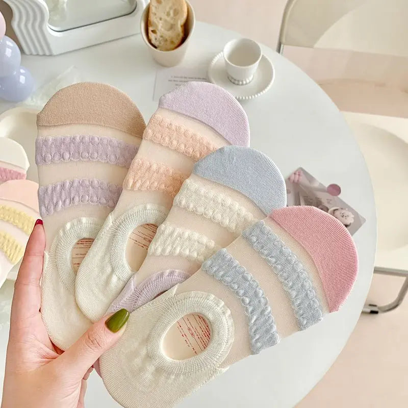 Women's Fashionable Wave Kanekalon Breathable Non-slip Low Cut Sock – Bold & Fun Statement Socks Cerise Max