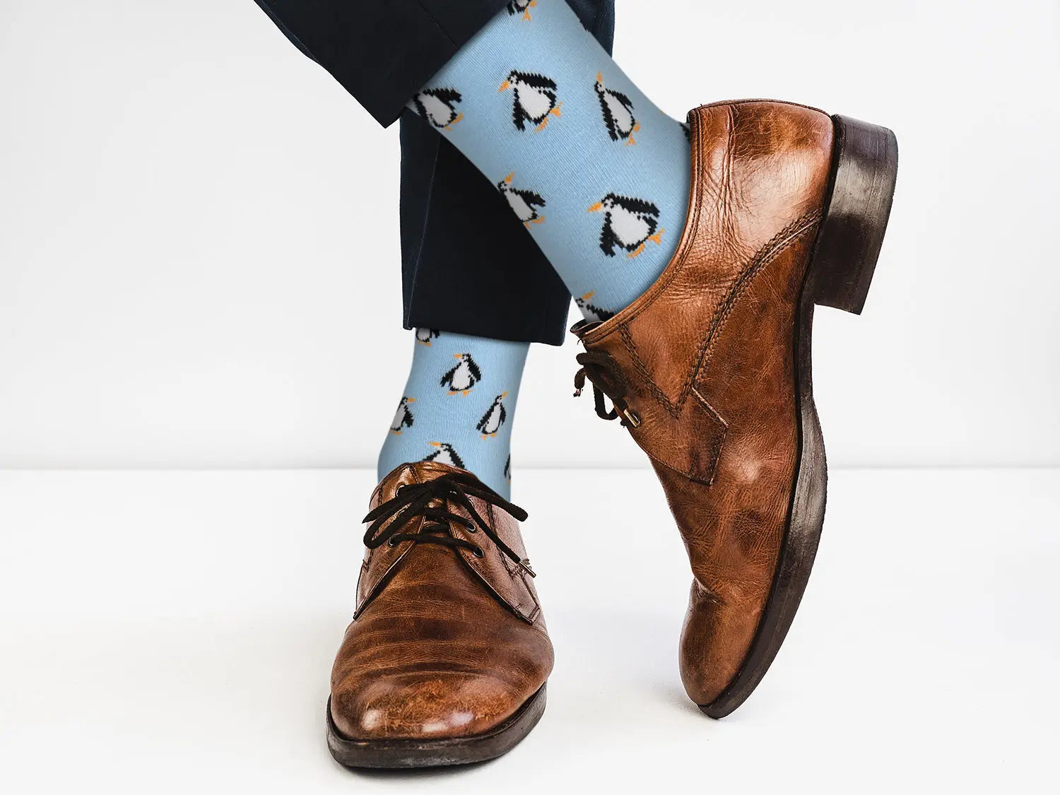 Sick Socks - Penguin - Exotic Animals Casual Dress Socks – Premium Dress Socks for Office & Formal Wear Fuchsia Thrace